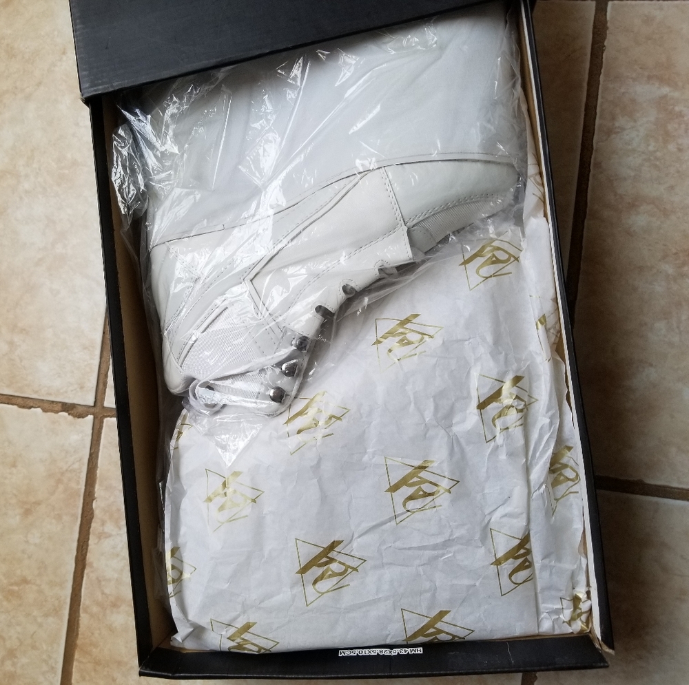 YRU Sky High Platform shoes